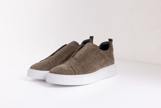 THE STITCH SUEDE SNEAKERS