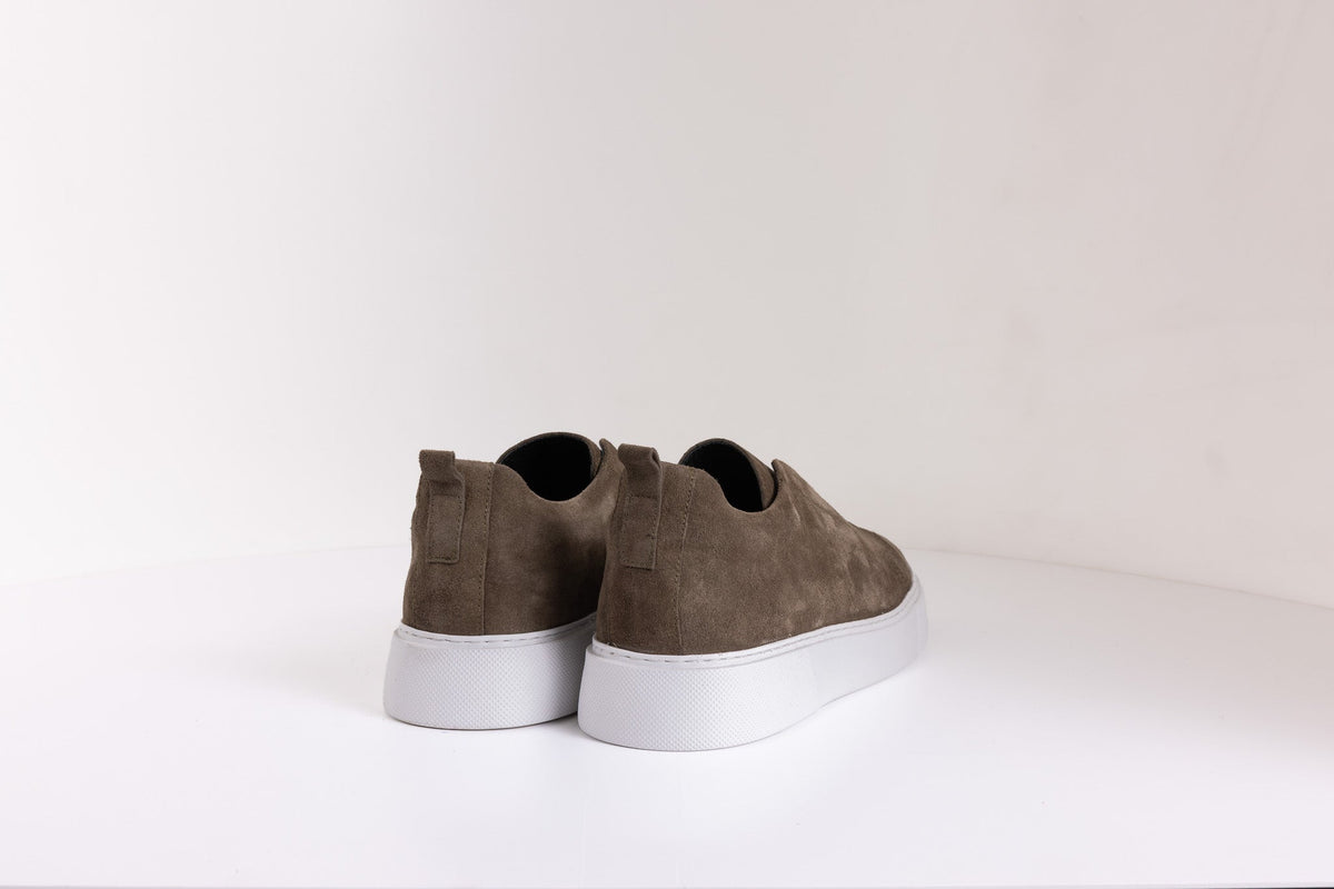 THE STITCH SUEDE SNEAKERS