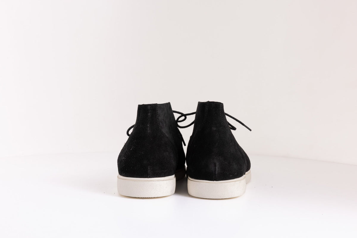ANKLE HEIGHT LACE-UP SHOES