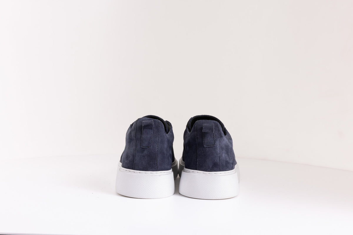 THE STITCH SUEDE SNEAKER