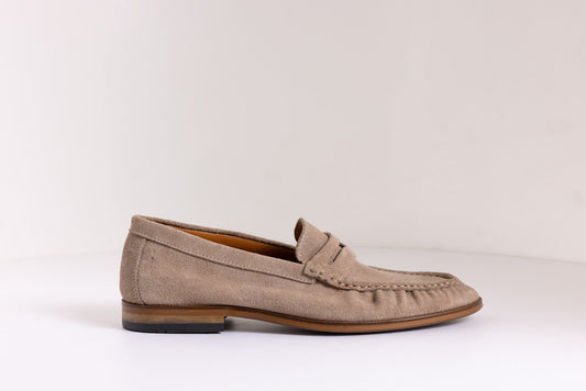 STRAP DETAIL CLASSIC LOAFER