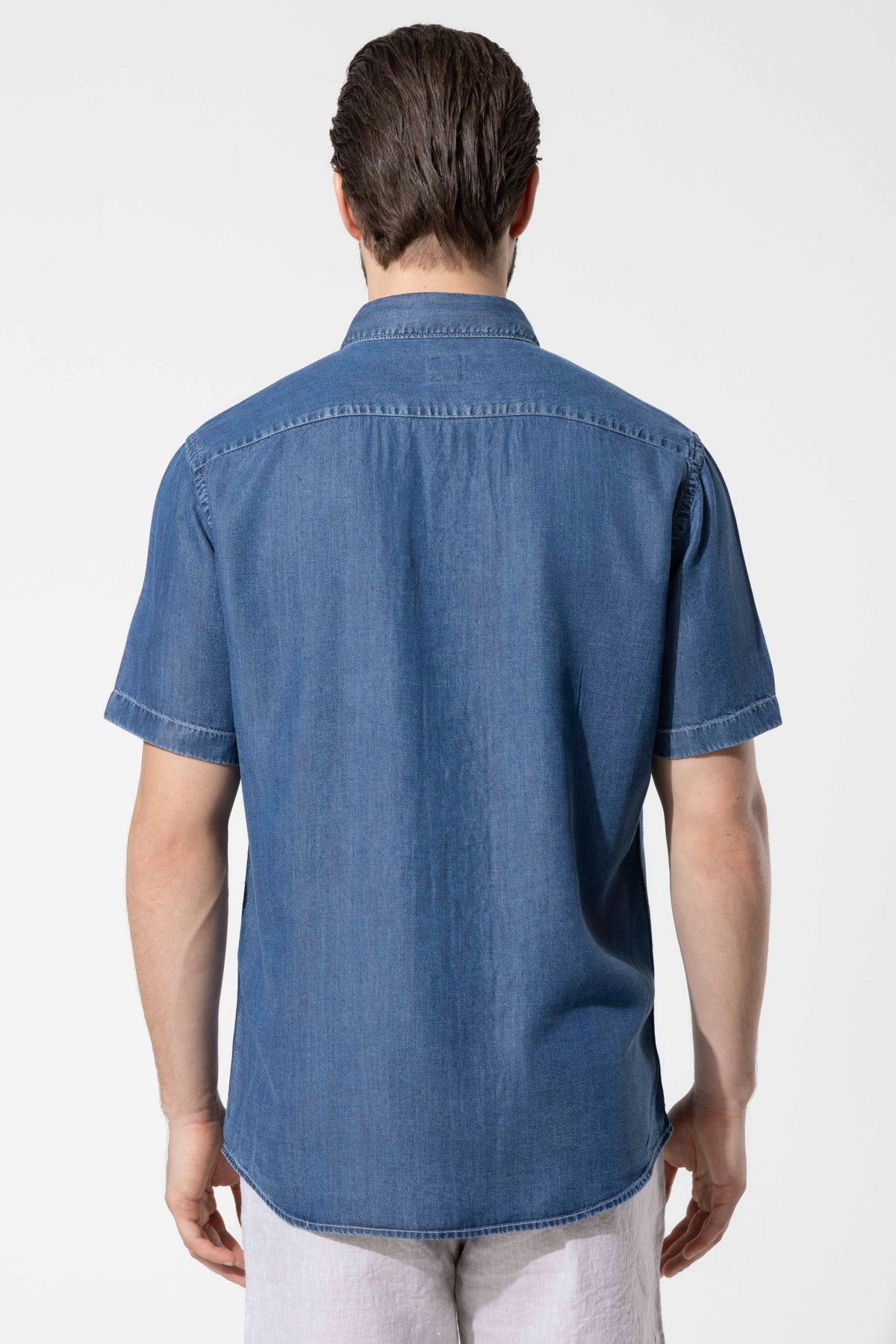 SHORT SLEEVE DENIM SHIRT
