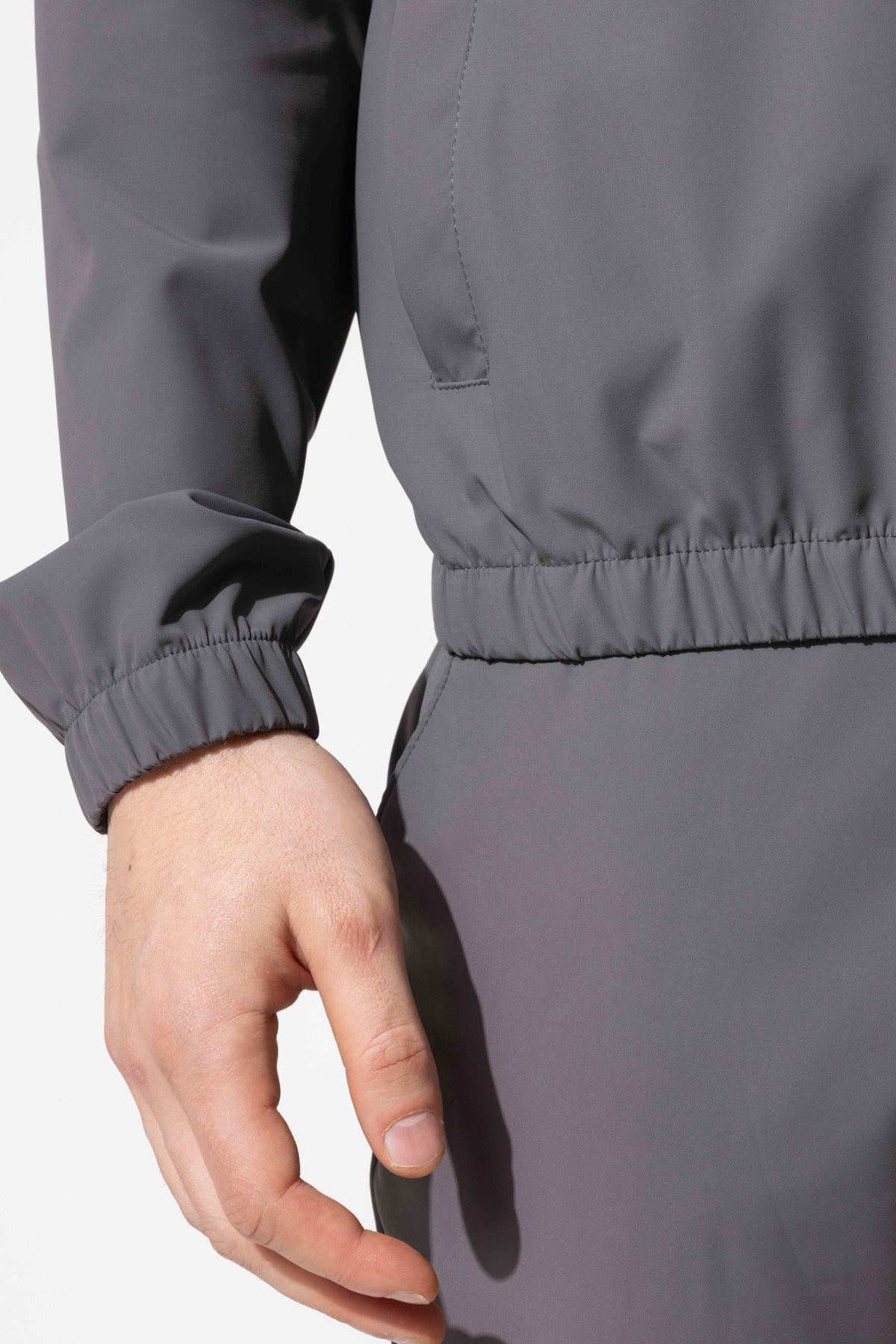 SOHO LIGHTWEIGHT HOODED JACKET