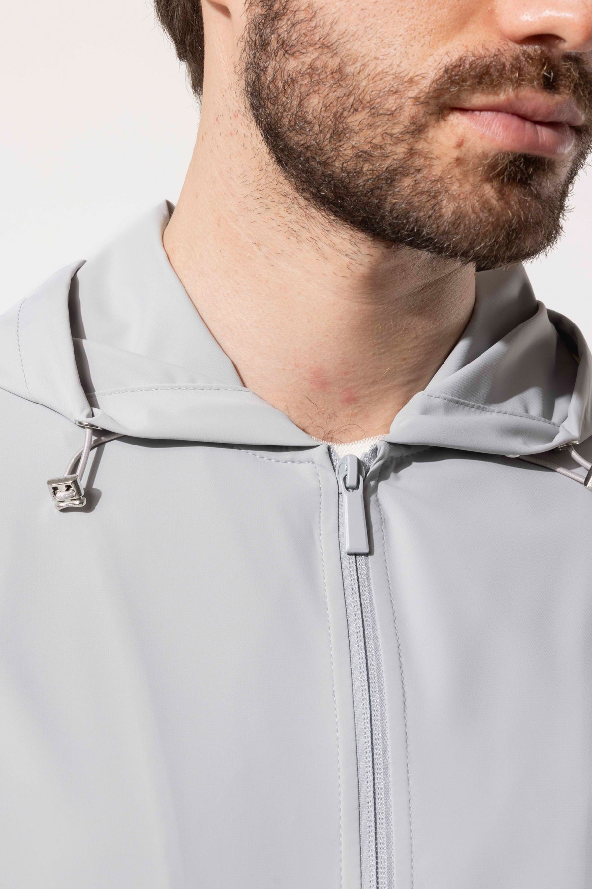 SOHO LIGHTWEIGHT HOODED JACKET