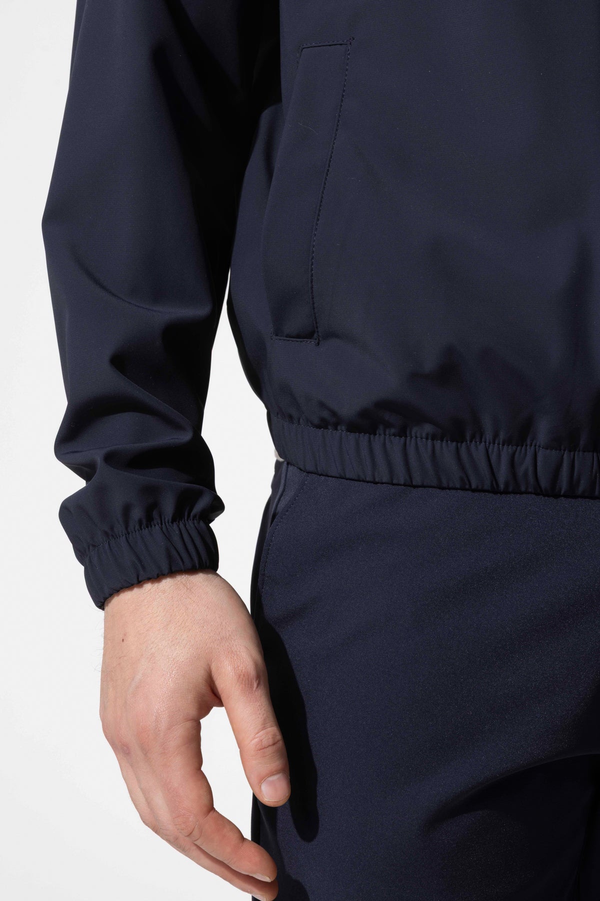 SOHO LIGHTWEIGHT HOODED JACKET