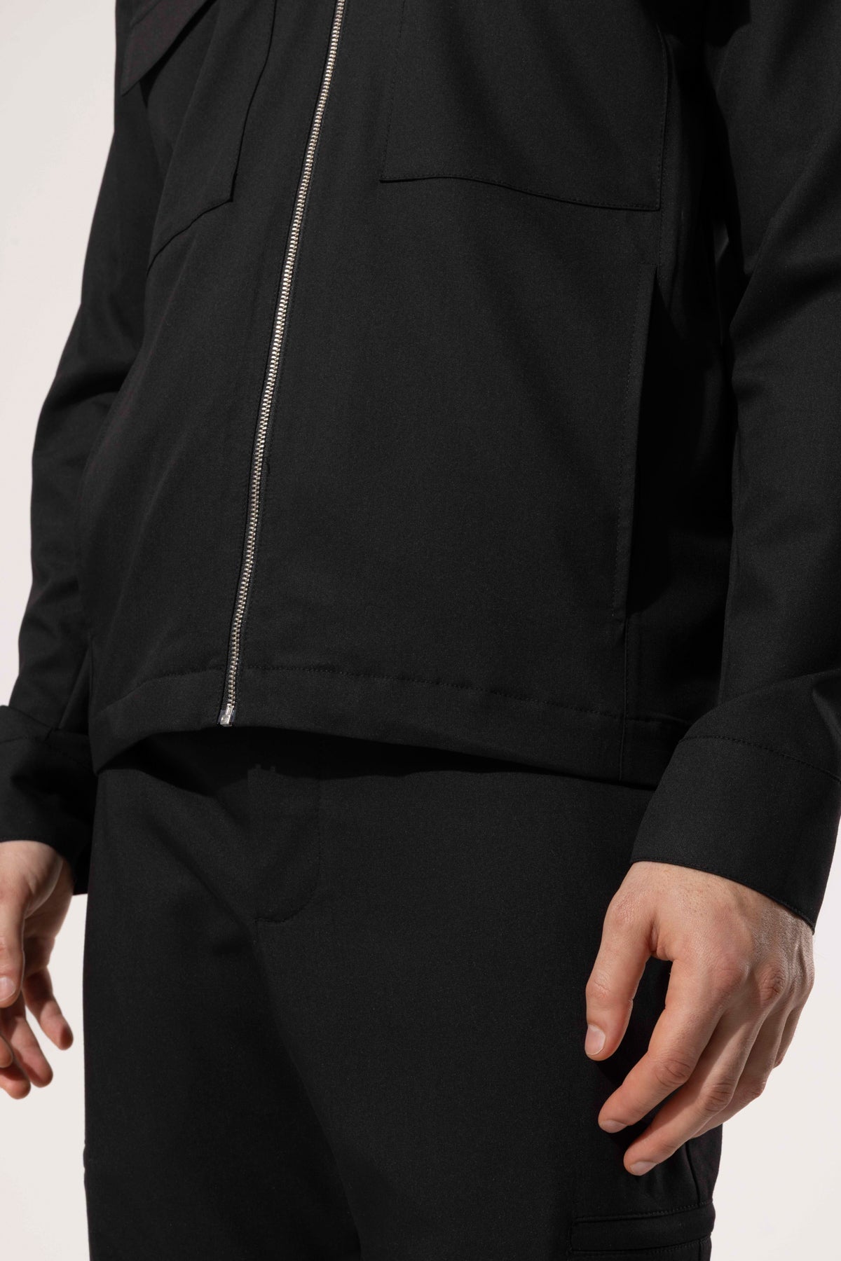 TWIN POCKET ZIP JACKET