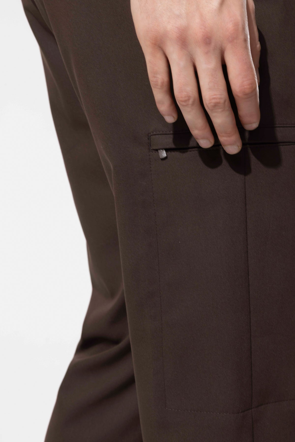 POCKET DETAIL TROUSERS