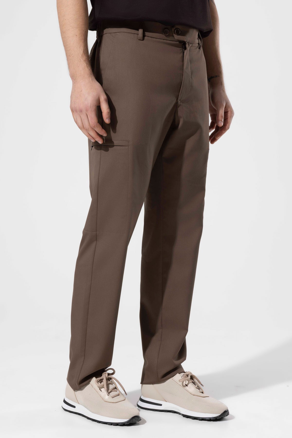 POCKET DETAIL TROUSERS