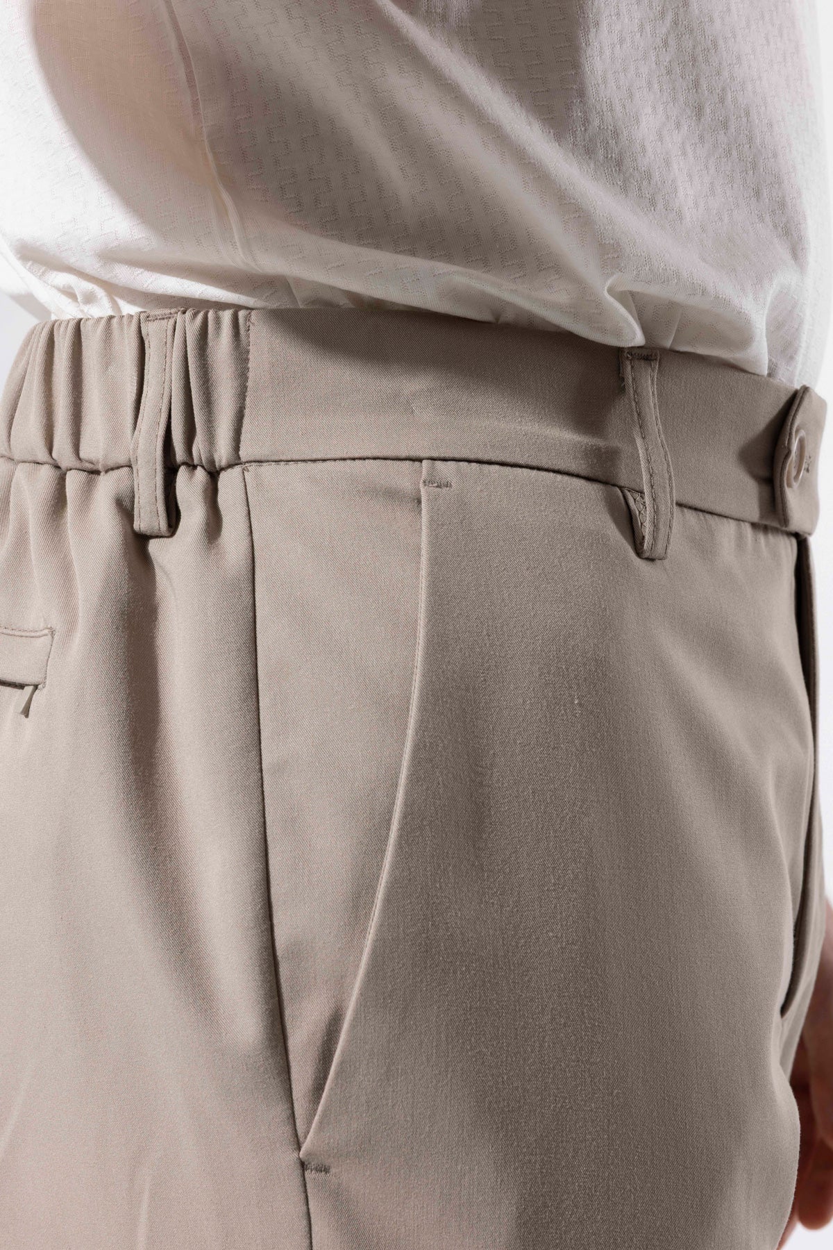 POCKET DETAIL TROUSERS
