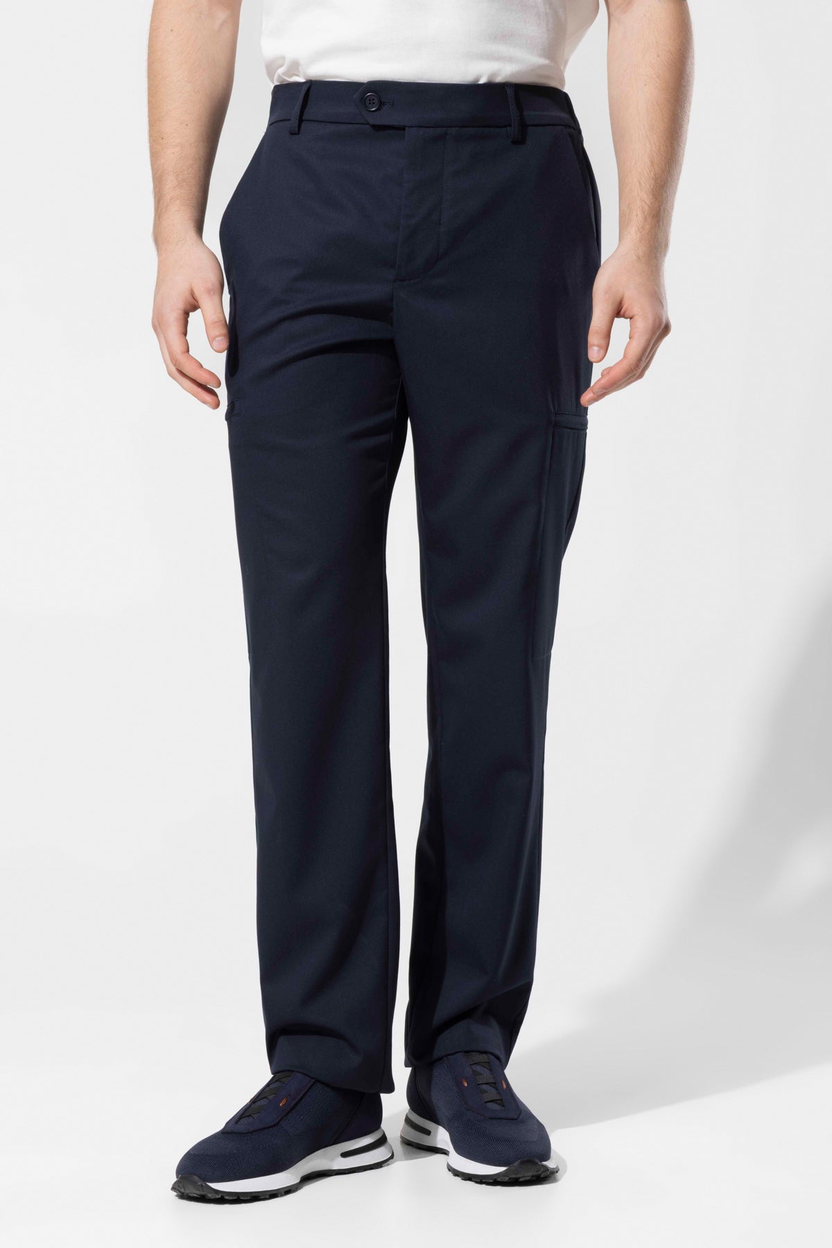 POCKET DETAIL TROUSERS
