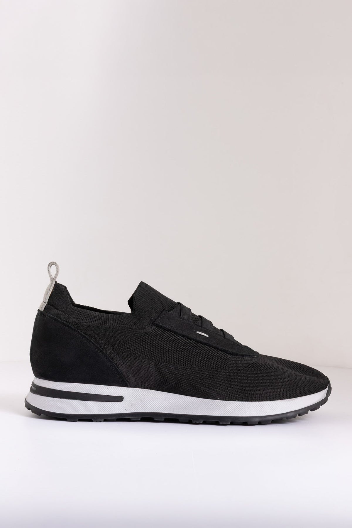 FLAT FORM CASUAL SNEAKER