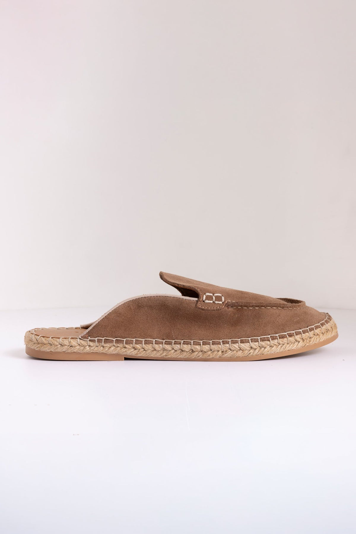 ESPADRILLE SOLE CLOSED SLIDES