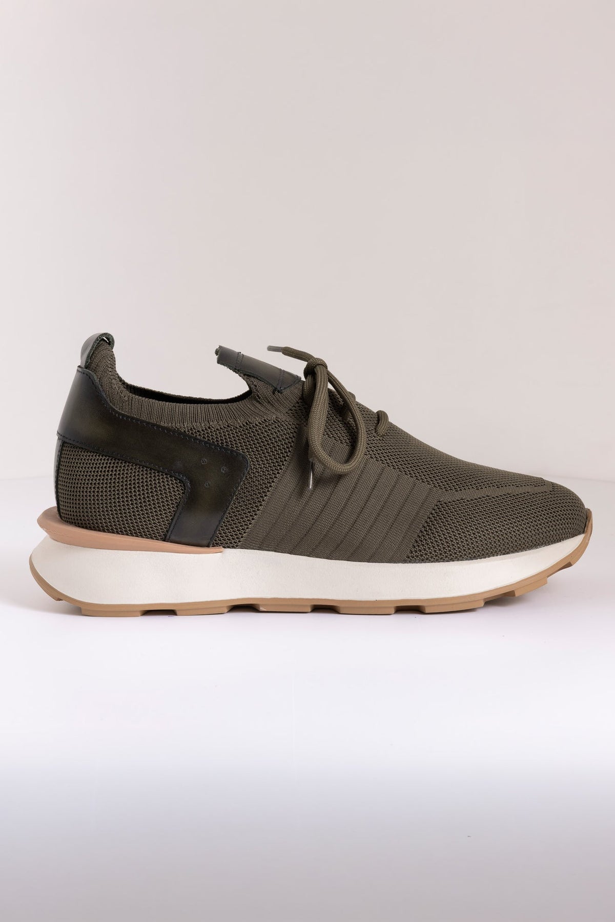 TECHNICAL CASUAL SNEAKER