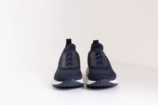 FLAT FORM CASUAL SNEAKER