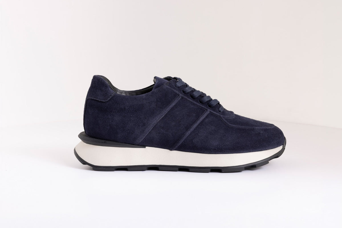 THE ALLDAY RUNNER SNEAKER