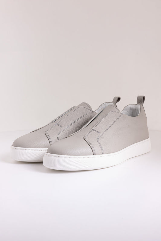 THE STITCH LEATHER SNEAKER