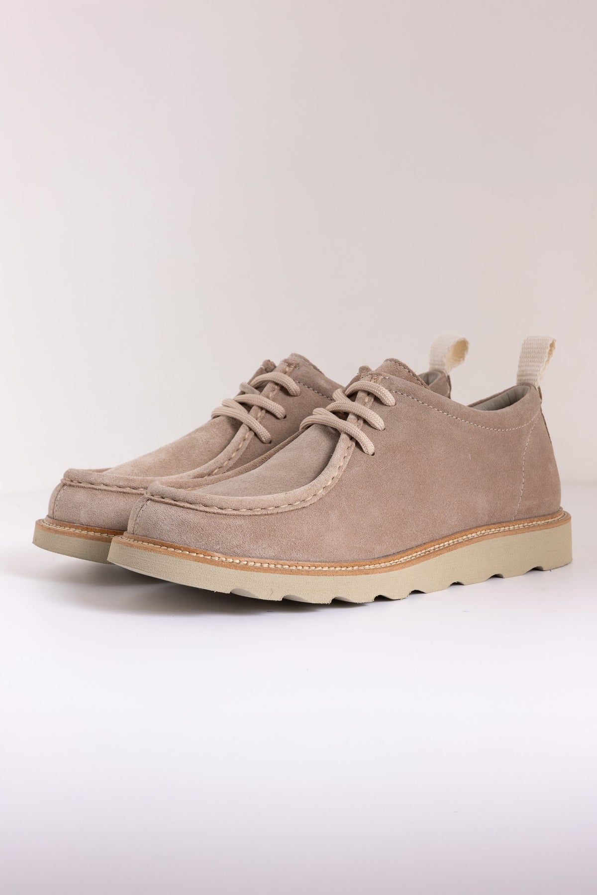 MOC STITCH LIGHTWEIGHT SHOES