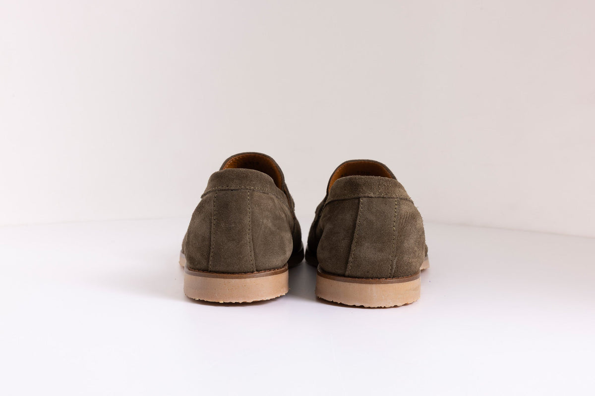 CLEAN FORM CLASSIC LOAFER