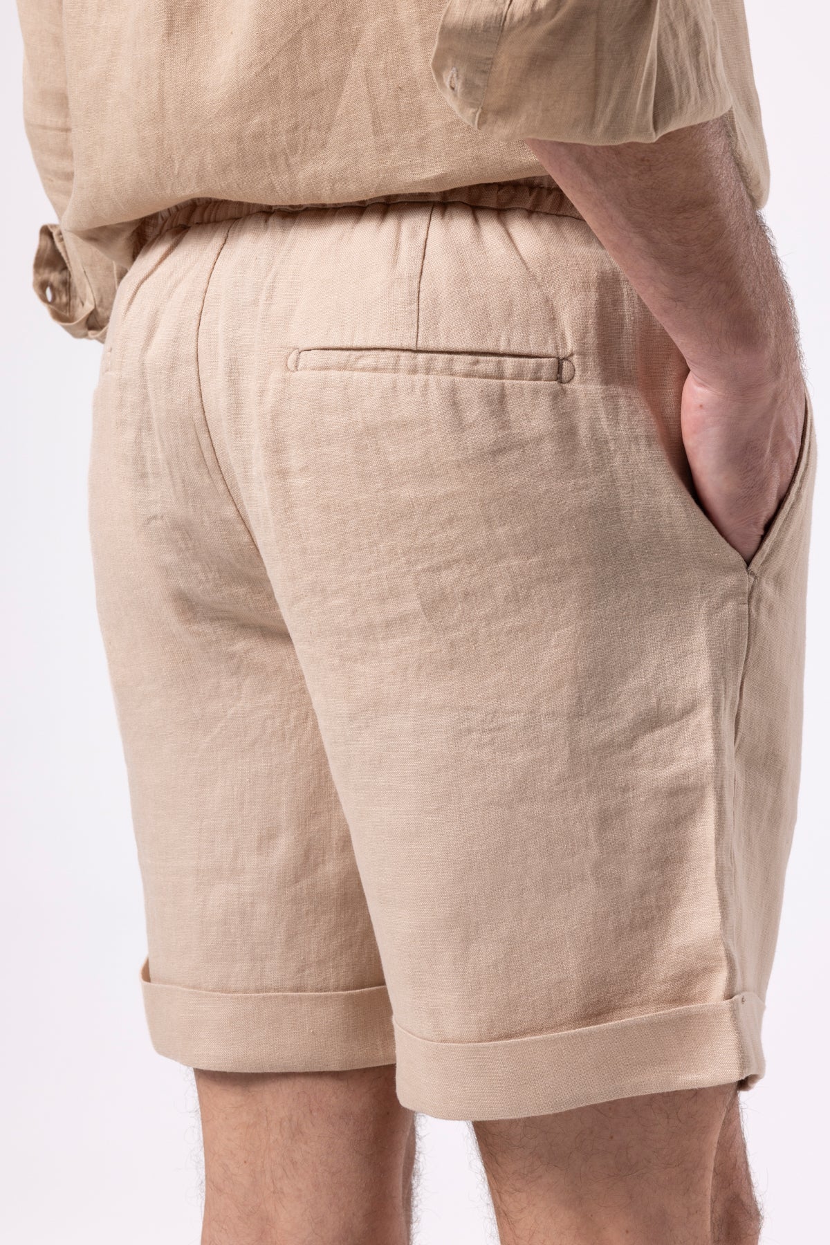 LINEN SHORTS