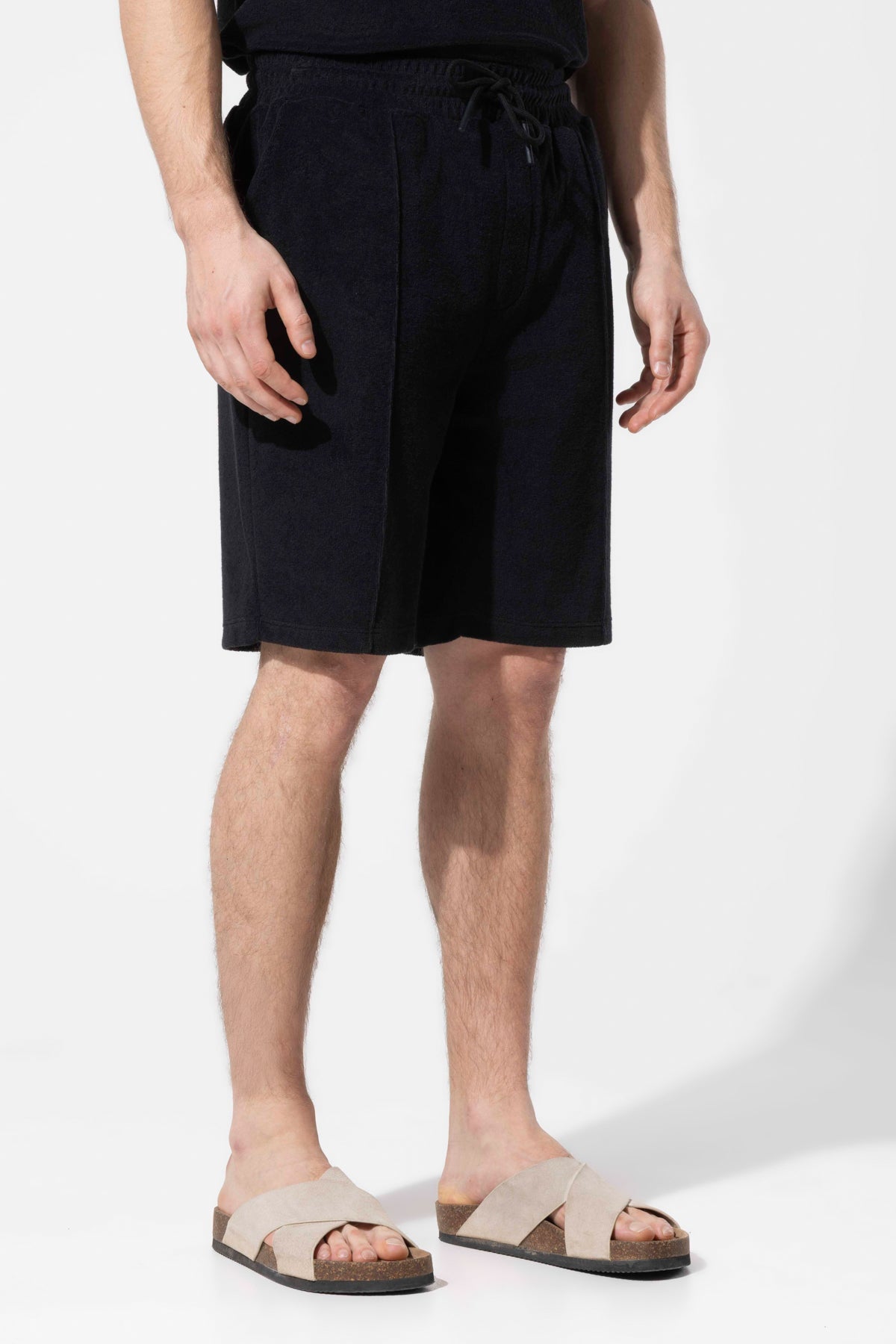 TEXTURED SHORTS