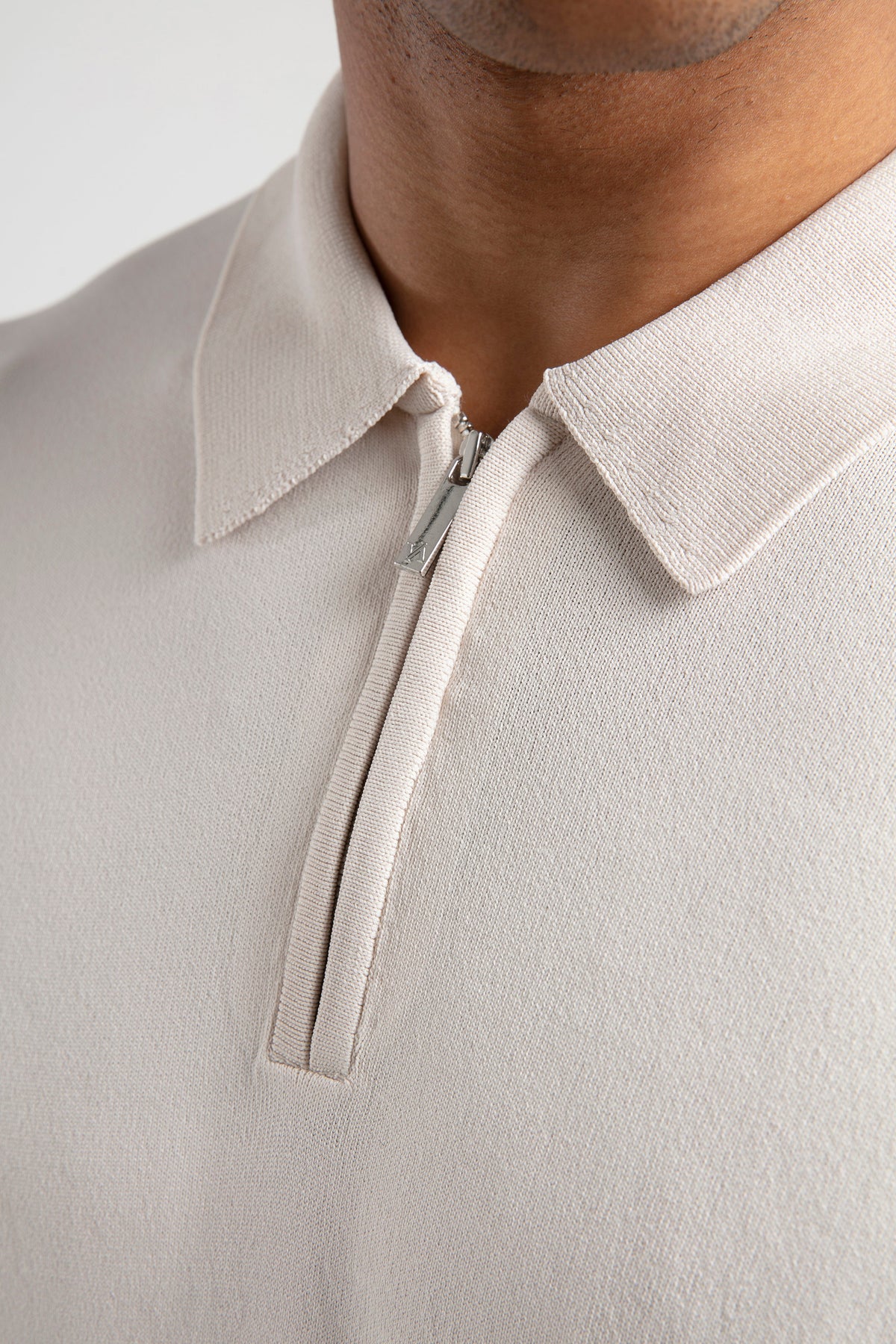 ZIP KNITTED POLO