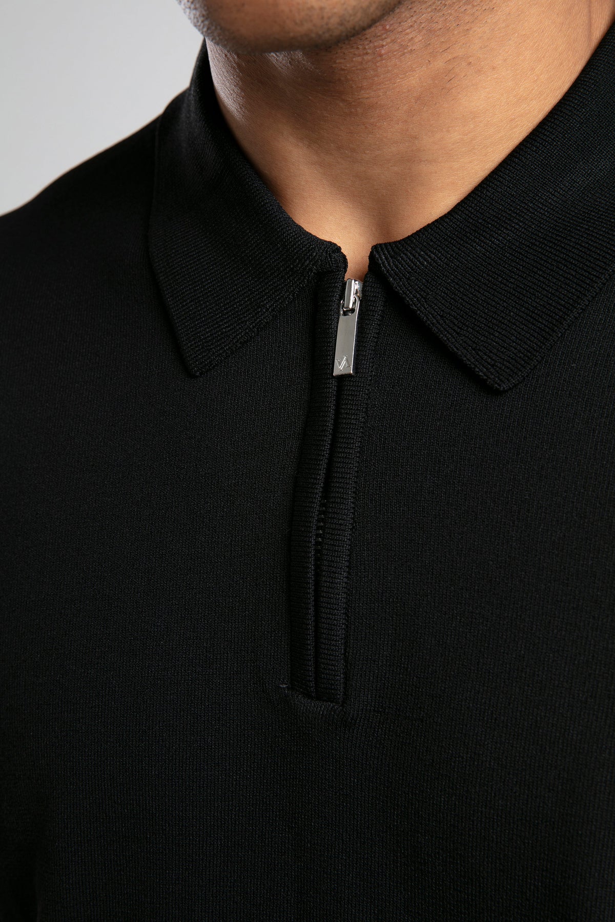 ZIP KNITTED POLO