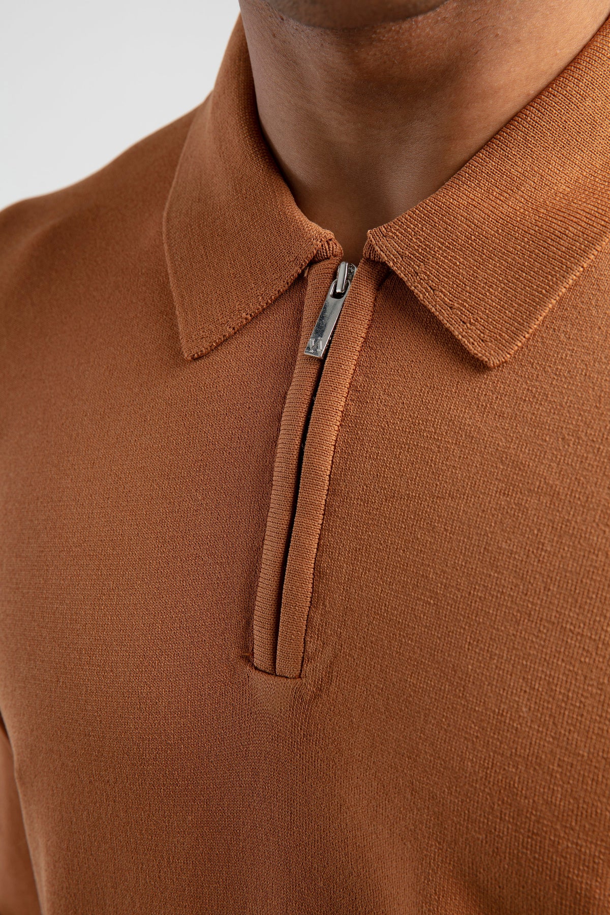 ZIP KNITTED POLO