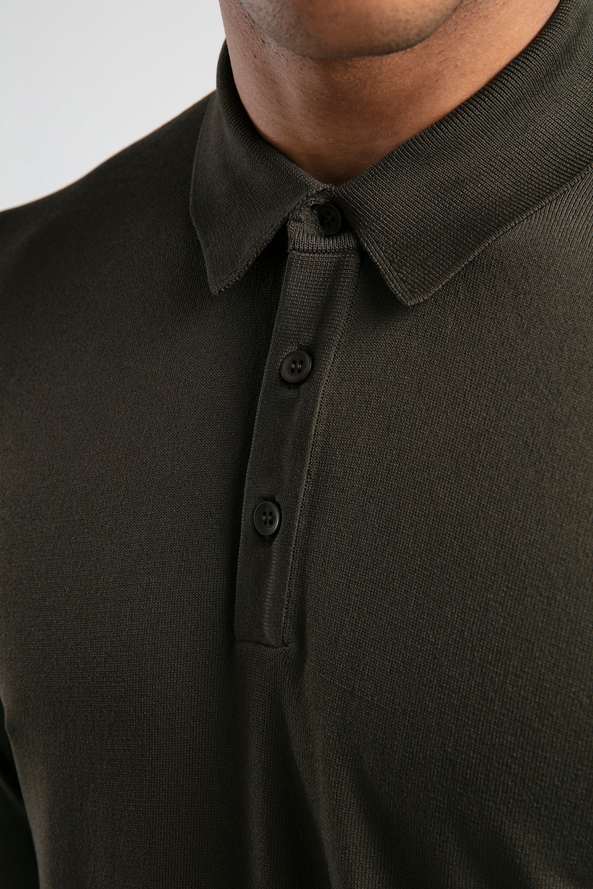 Long Sleeve Buttoned Knitted Polo