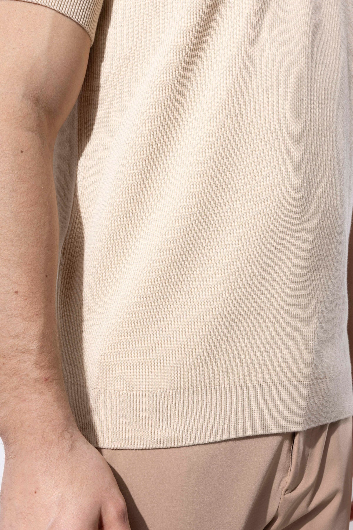beige