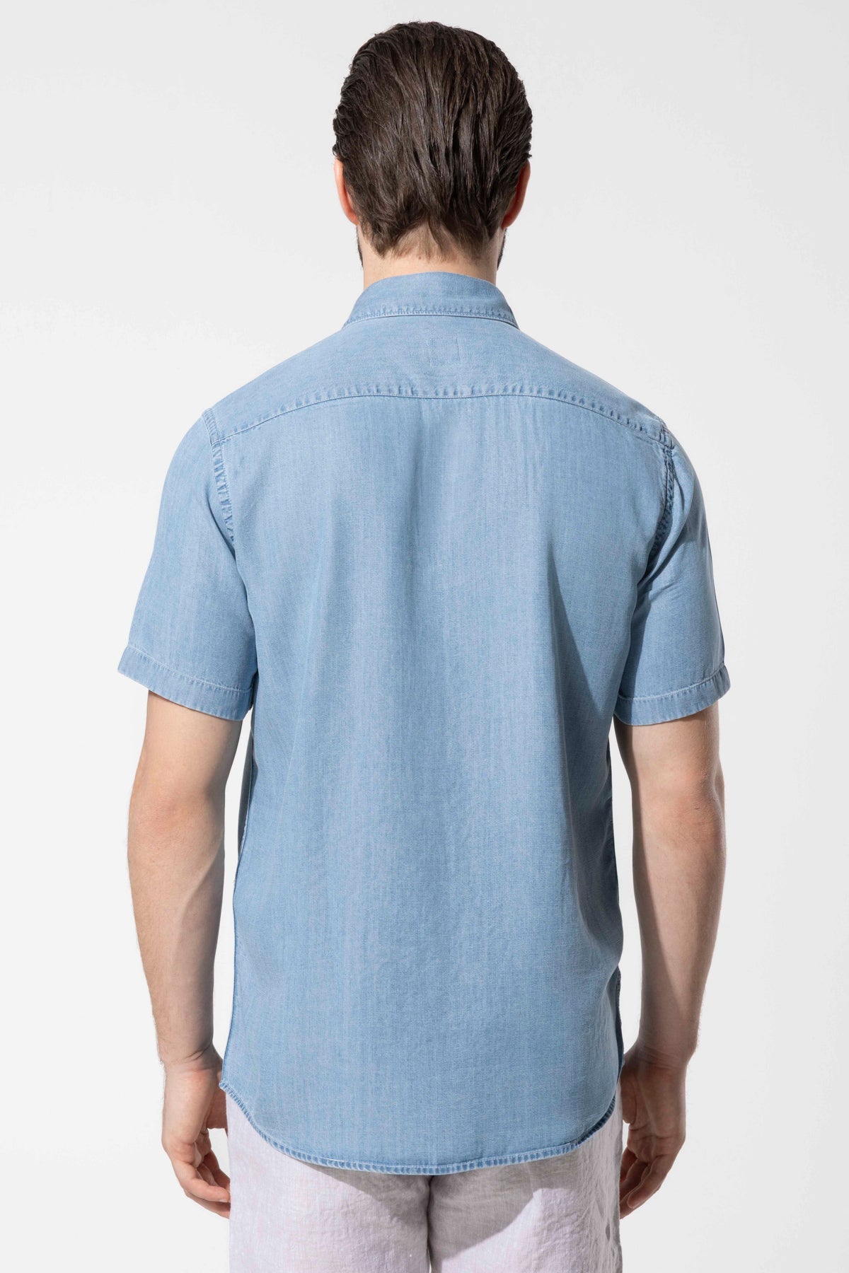 SHORT SLEEVE DENIM SHIRT