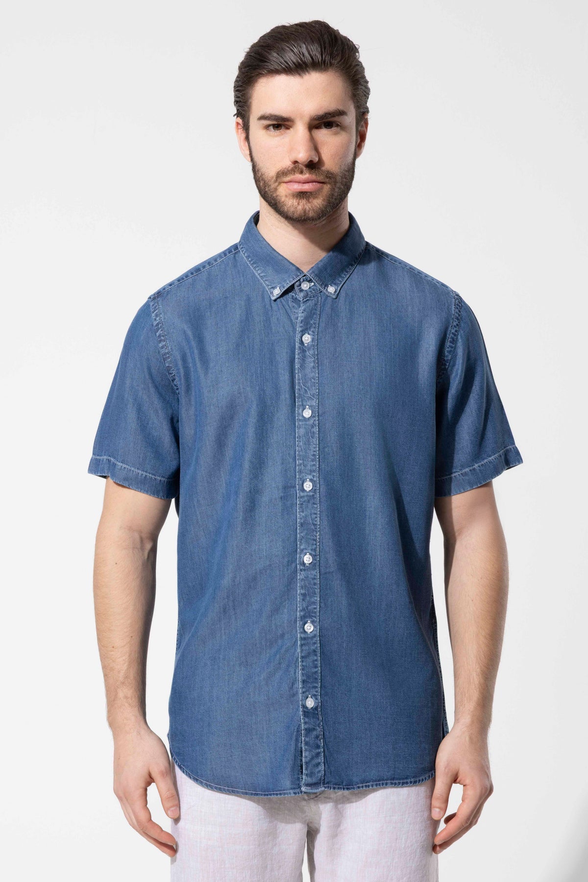 SHORT SLEEVE DENIM SHIRT