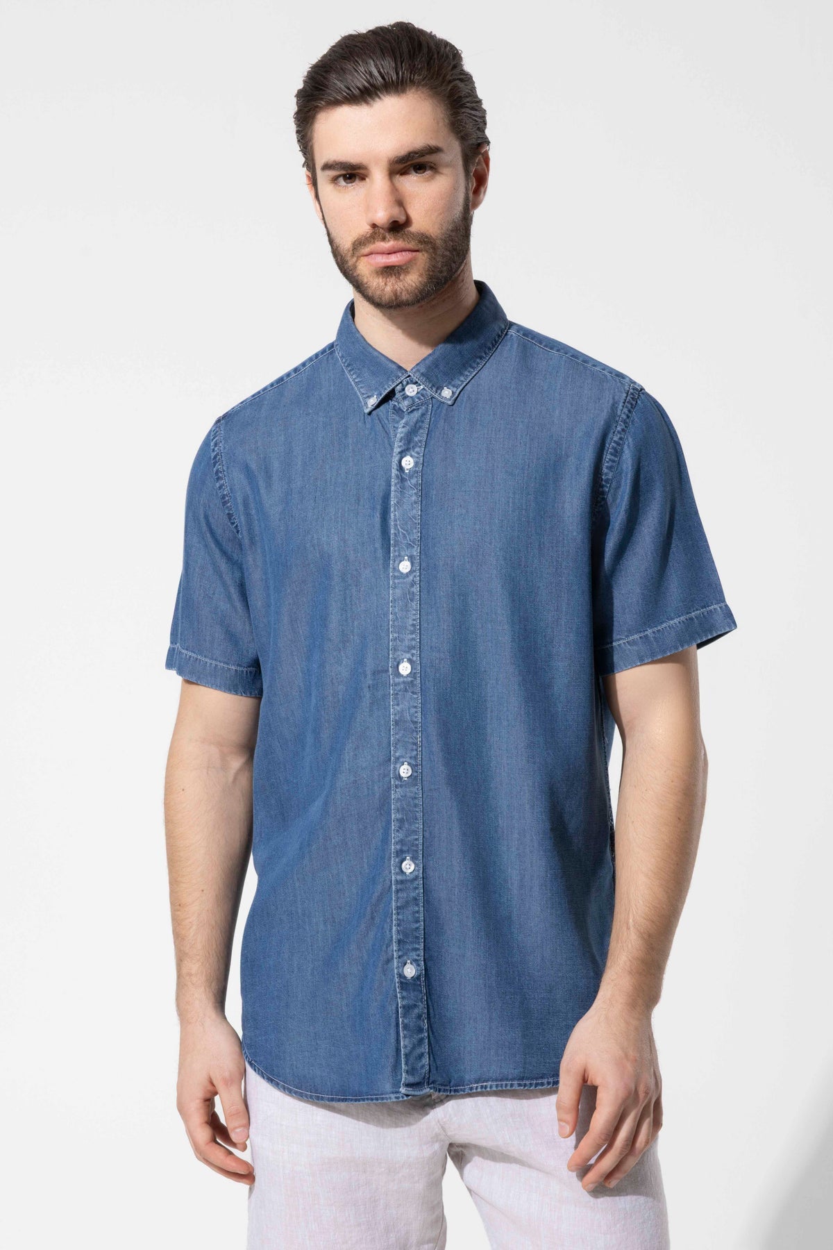 SHORT SLEEVE DENIM SHIRT