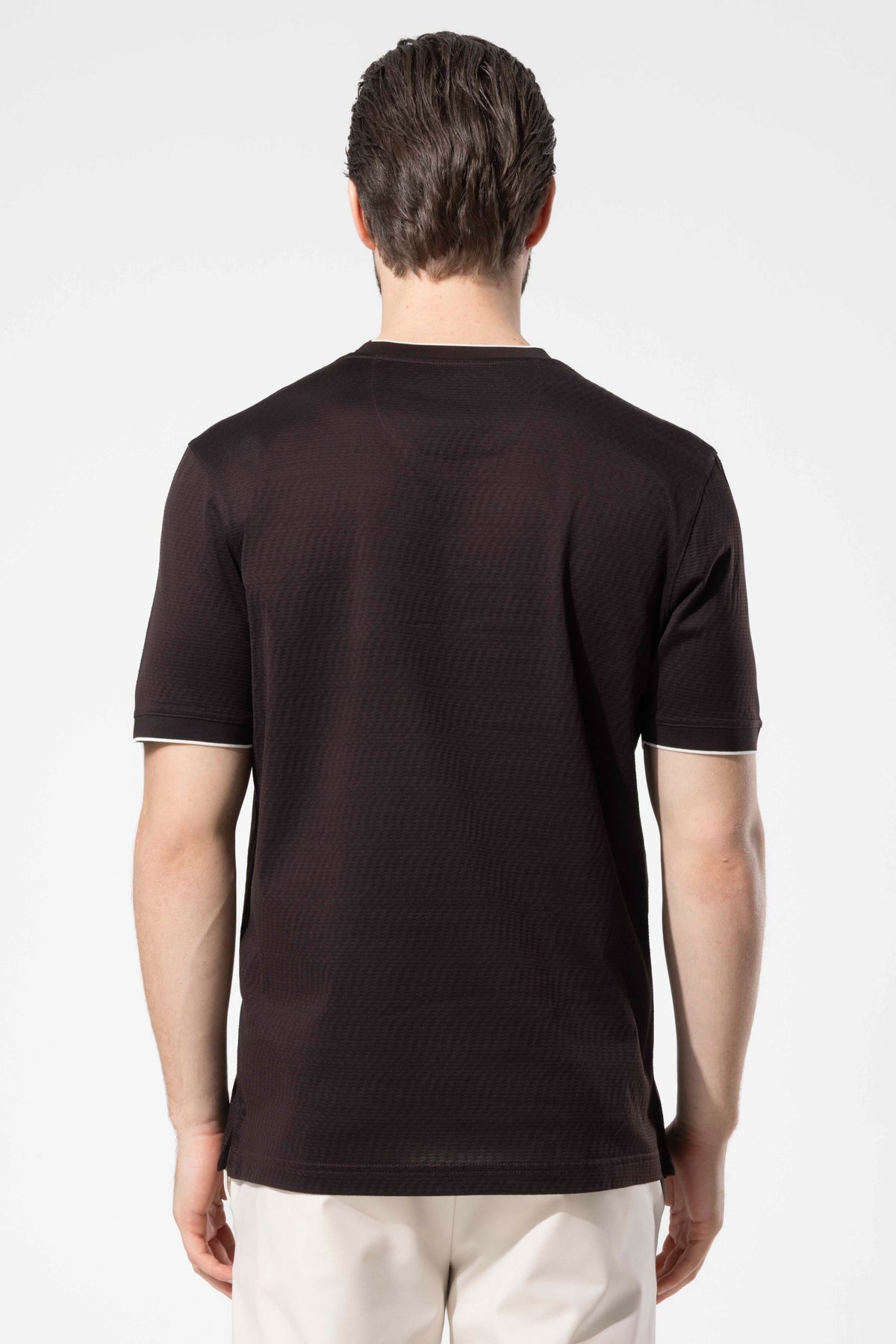 PORTO TSHIRT COLLAR SLEEVE DETAILED