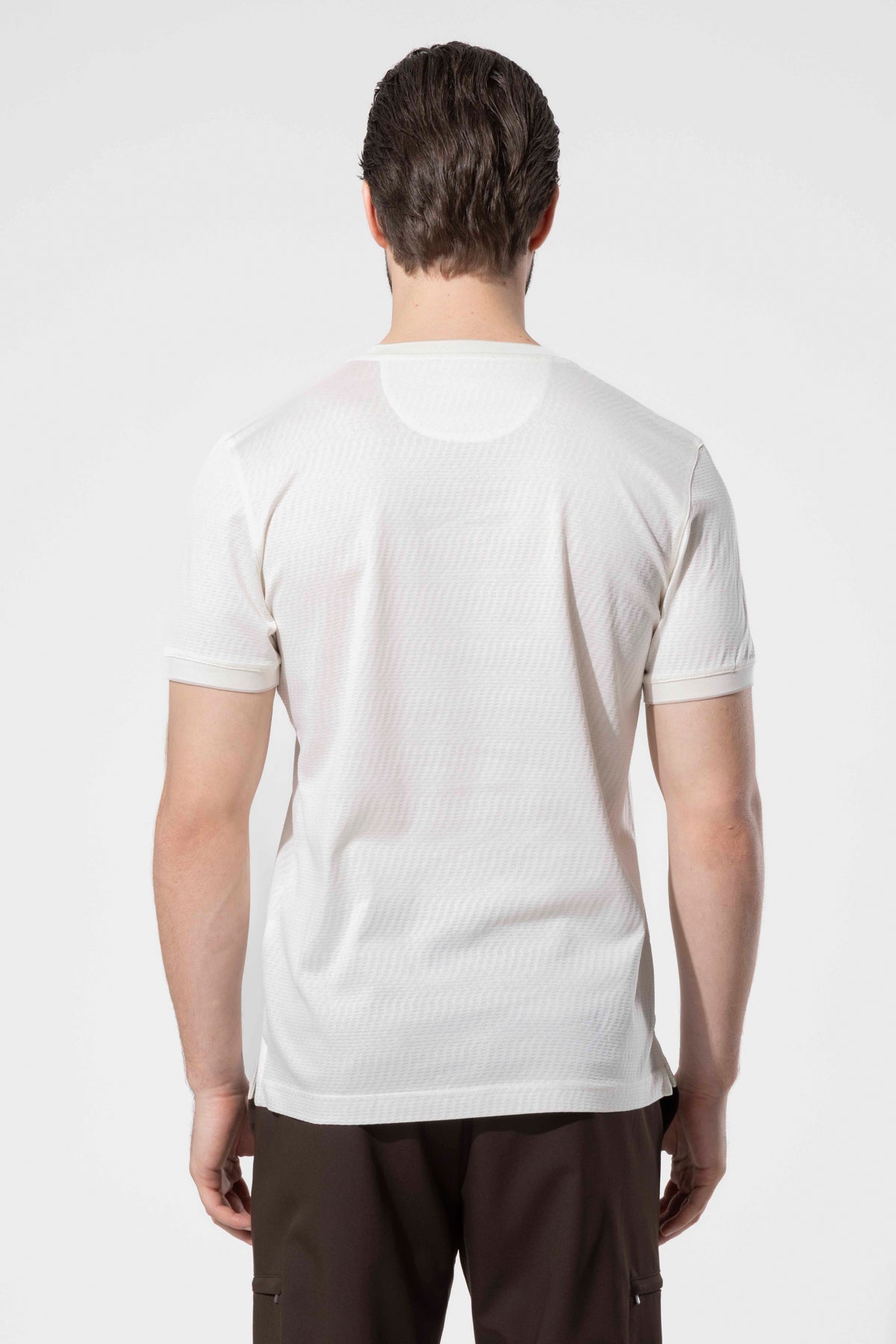 PORTO TSHIRT COLLAR SLEEVE DETAILED