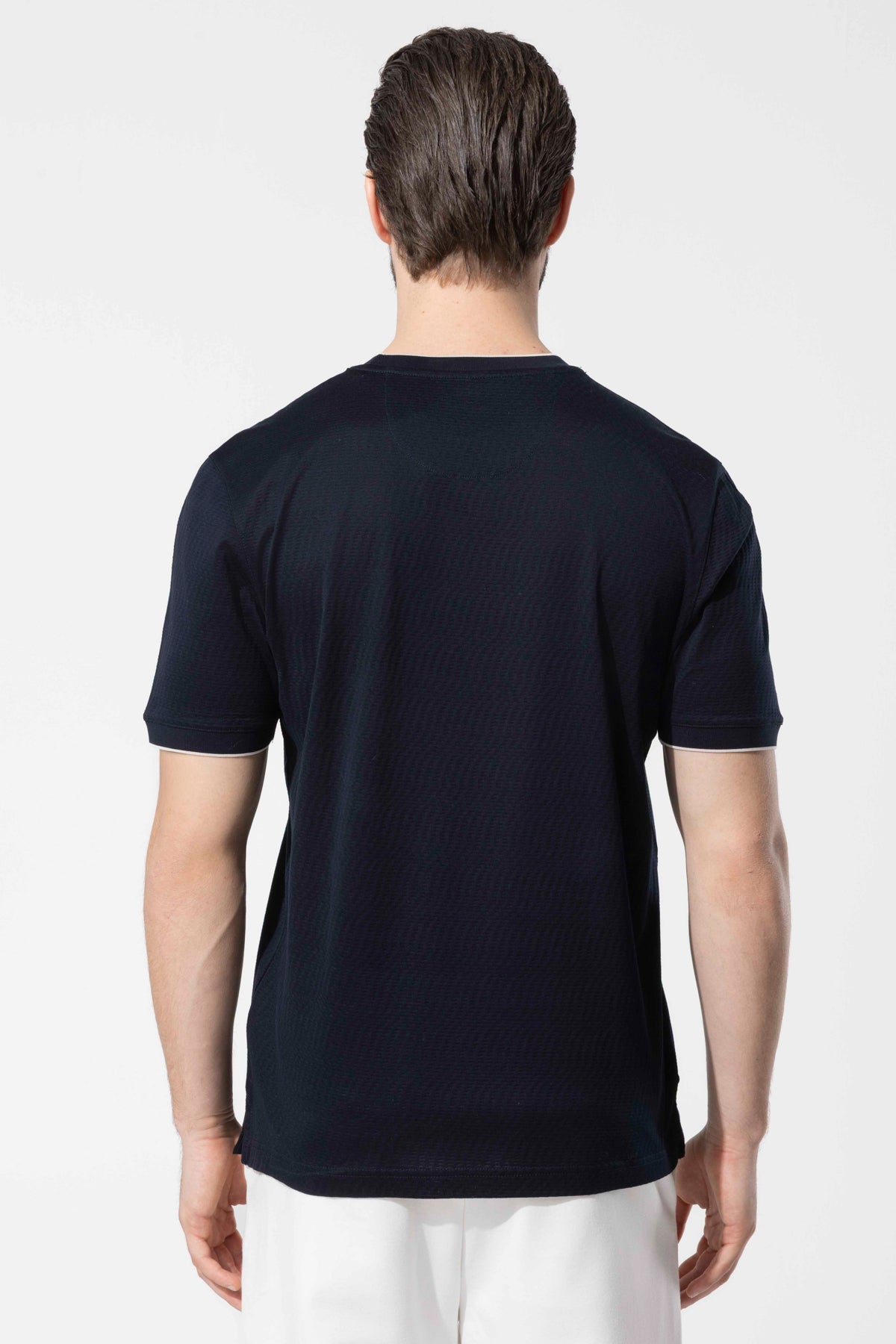 PORTO TSHIRT COLLAR SLEEVE DETAILED