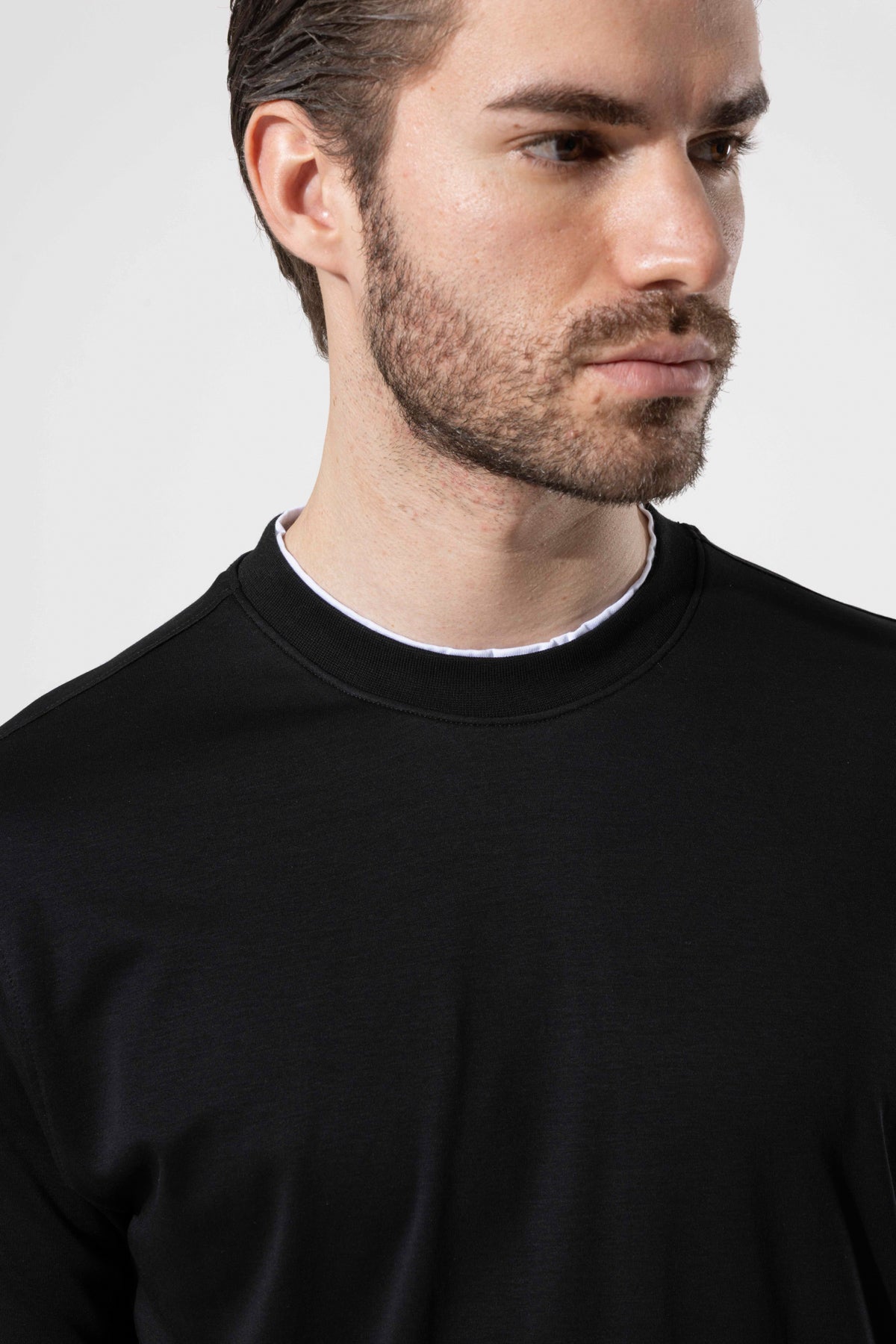 CREW NECK T-SHIRT