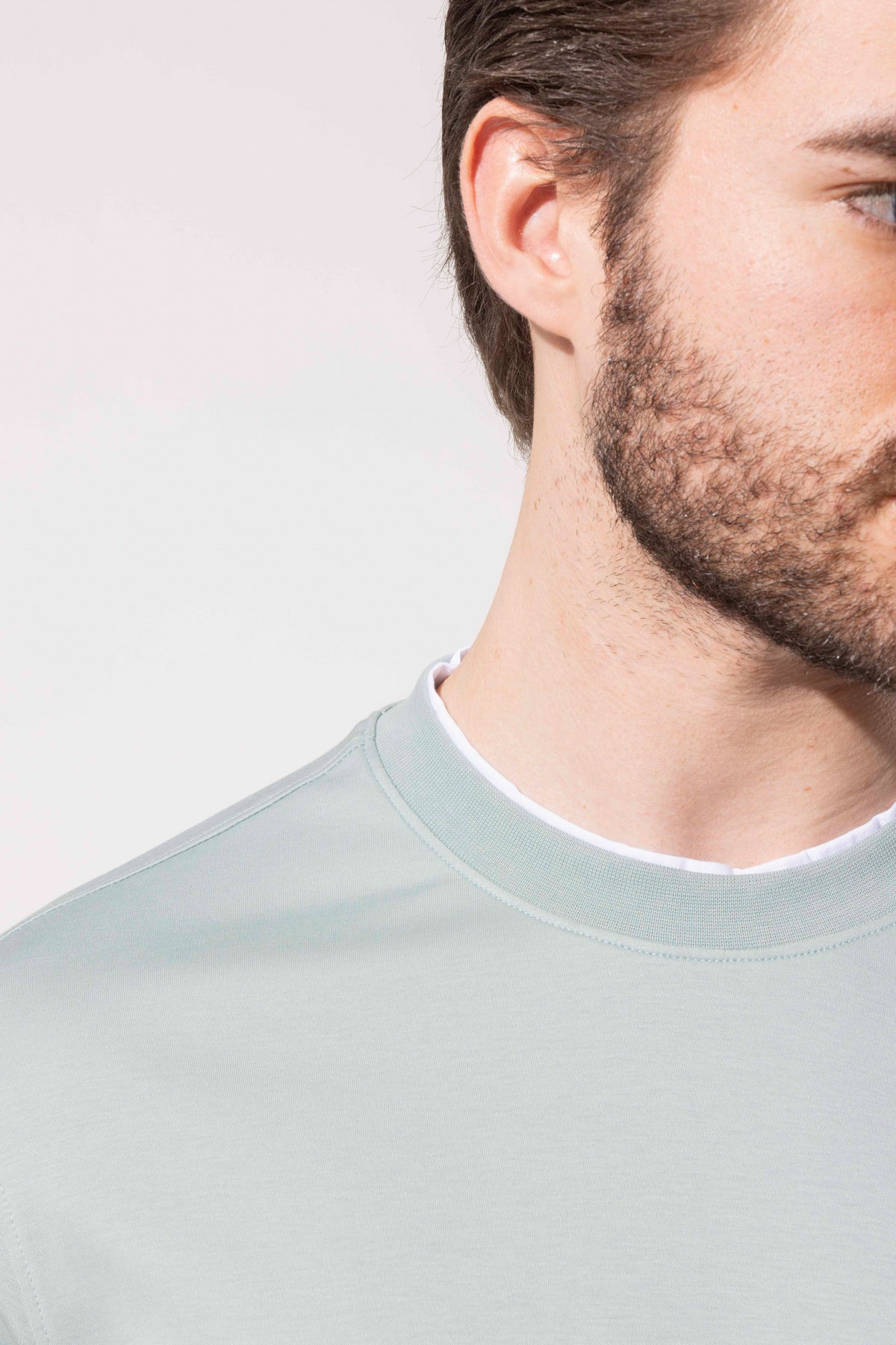 CREW NECK T-SHIRT